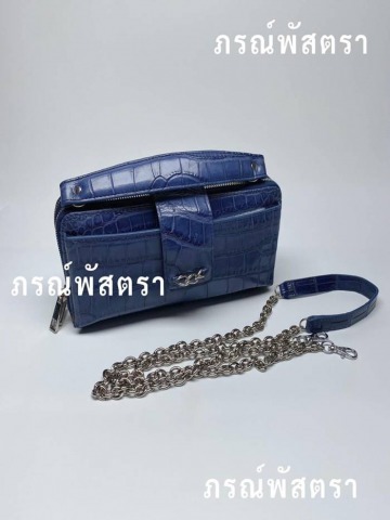กระเป๋าถือพร้อมสายหนังจระเข้แท้ กระเป๋าถือพร้อมสายหนังจระเข้แท้
